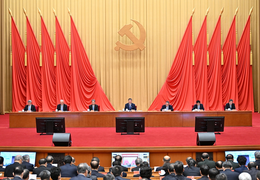 1月6日,中共中央总书记、国家主席、中央军委主席习近平在中国共产党第二十届中央纪律检查委员会第四次全体会议上发表重要讲话。李强、赵乐际、王沪宁、蔡奇、丁薛祥、李希出席会议。